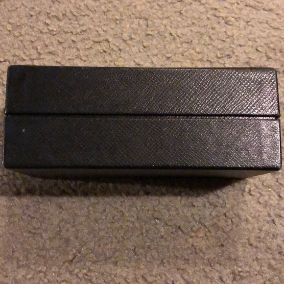 Prada glasses box - Picture 4 of 4